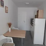 Ivana 3 3*
