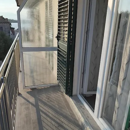 Ivana 3 Guest house